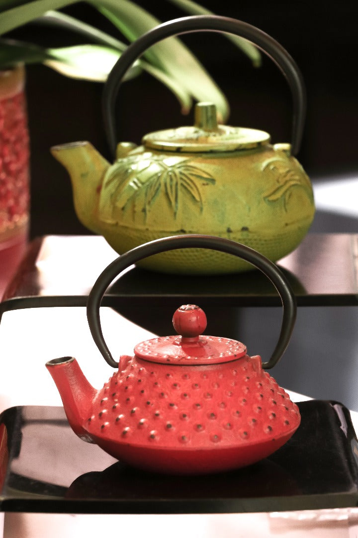 Glass Teapot: Benefits, Drawbacks, and How to Pick One